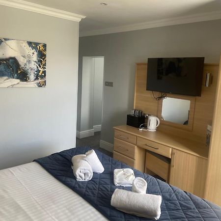 The Wildings Hotel & Tudno'S Restaurant ランディドノー エクステリア 写真