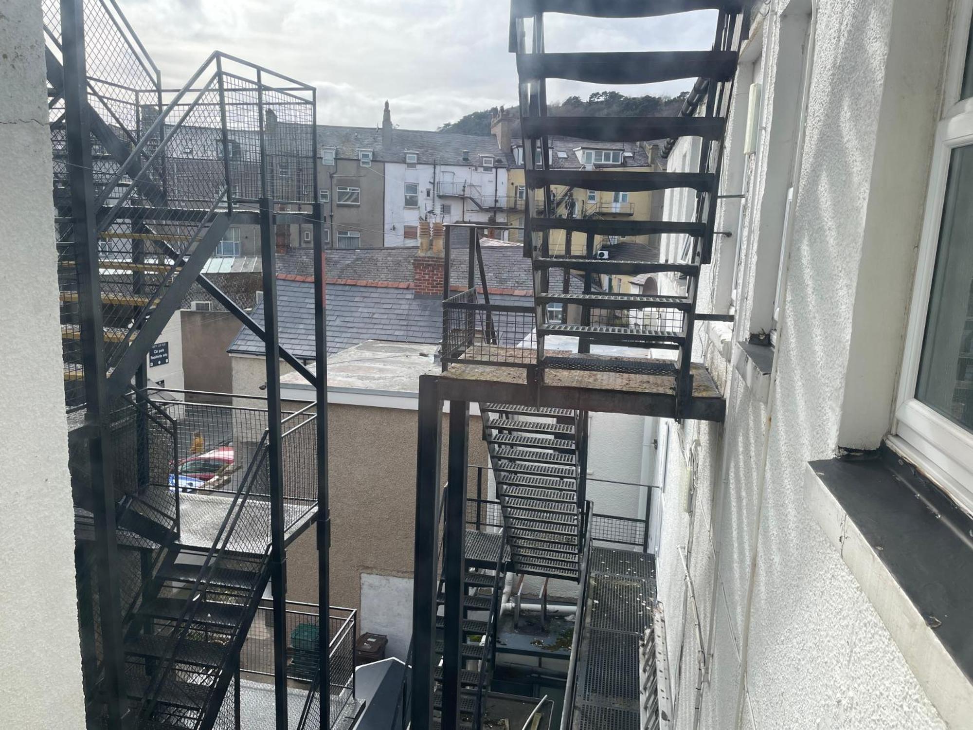 The Wildings Hotel & Tudno'S Restaurant ランディドノー エクステリア 写真